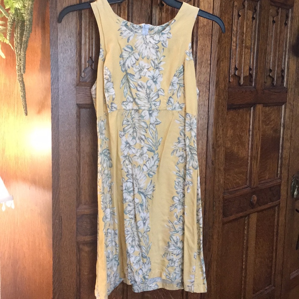 ROYAL CREATION DRESS! Size XS GREAT CONDITION!